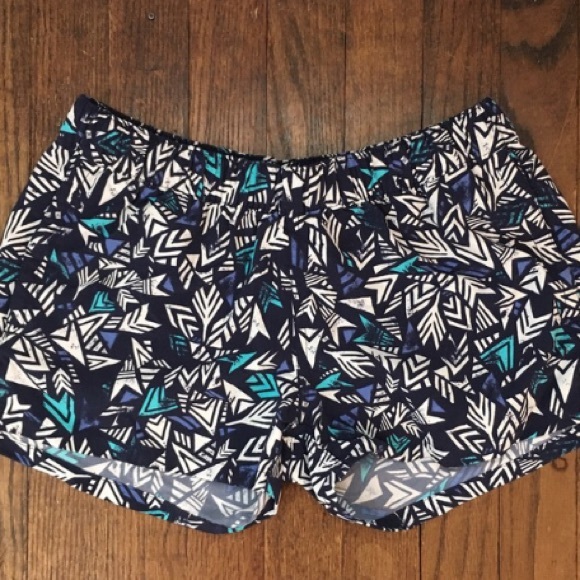 Patterned Patagonia Shorts - Picture 1 of 6